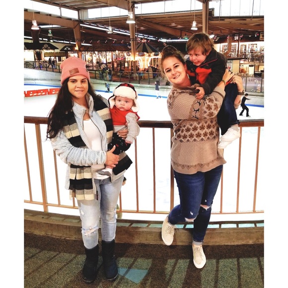 Meet your Posher, Alison. - Picture 2 of 2